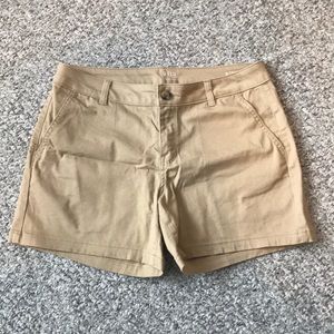 A.n.a. tan shorts